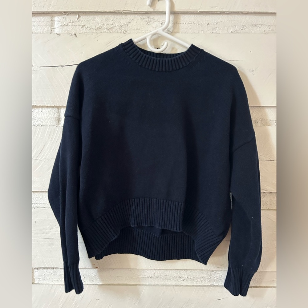 Quince Organic Cotton Cropped Boyfriend Crewneck Sweater – Navy – Size Small